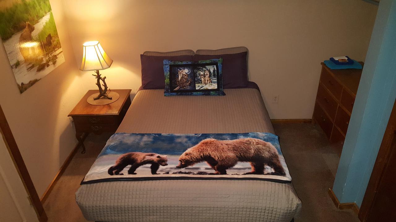 Kodiak Russian River Lodge Bagian luar foto