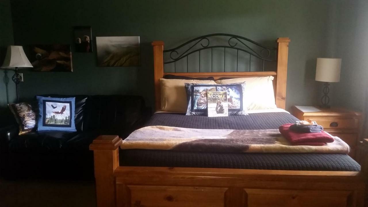 Kodiak Russian River Lodge Bagian luar foto