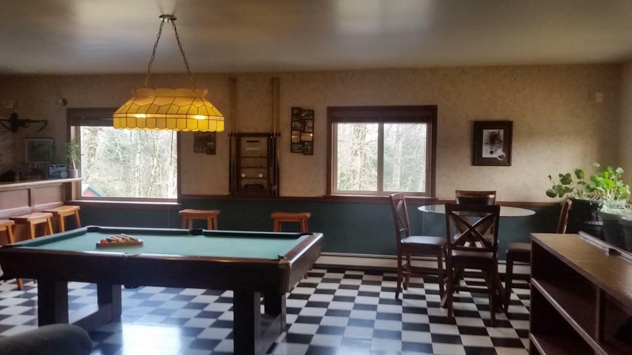Kodiak Russian River Lodge Bagian luar foto